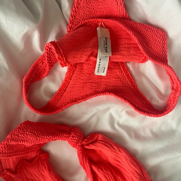 Bond-eye strapless bikini set - Picture 3 of 3